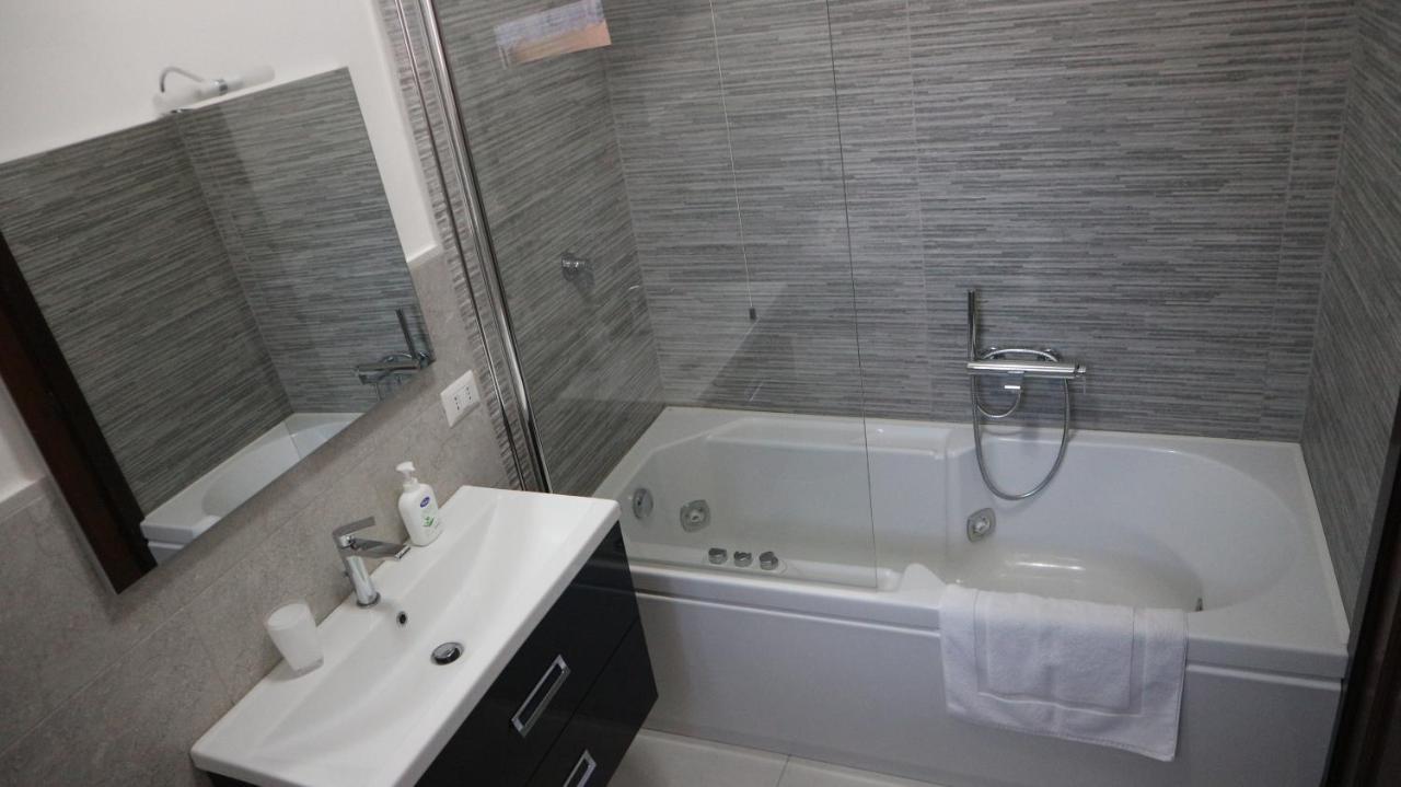 Apartament La Casa Di Elba E Mario Porto Santo Stefano  Zewnętrze zdjęcie